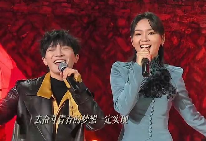 第一枚速度滑冰金奖_历史第一名速度滑冰金牌_速度滑冰历史首金